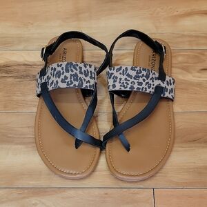 Arizona Size 9 Sandals Womens Black/Leopard Print With Ankle Buckle